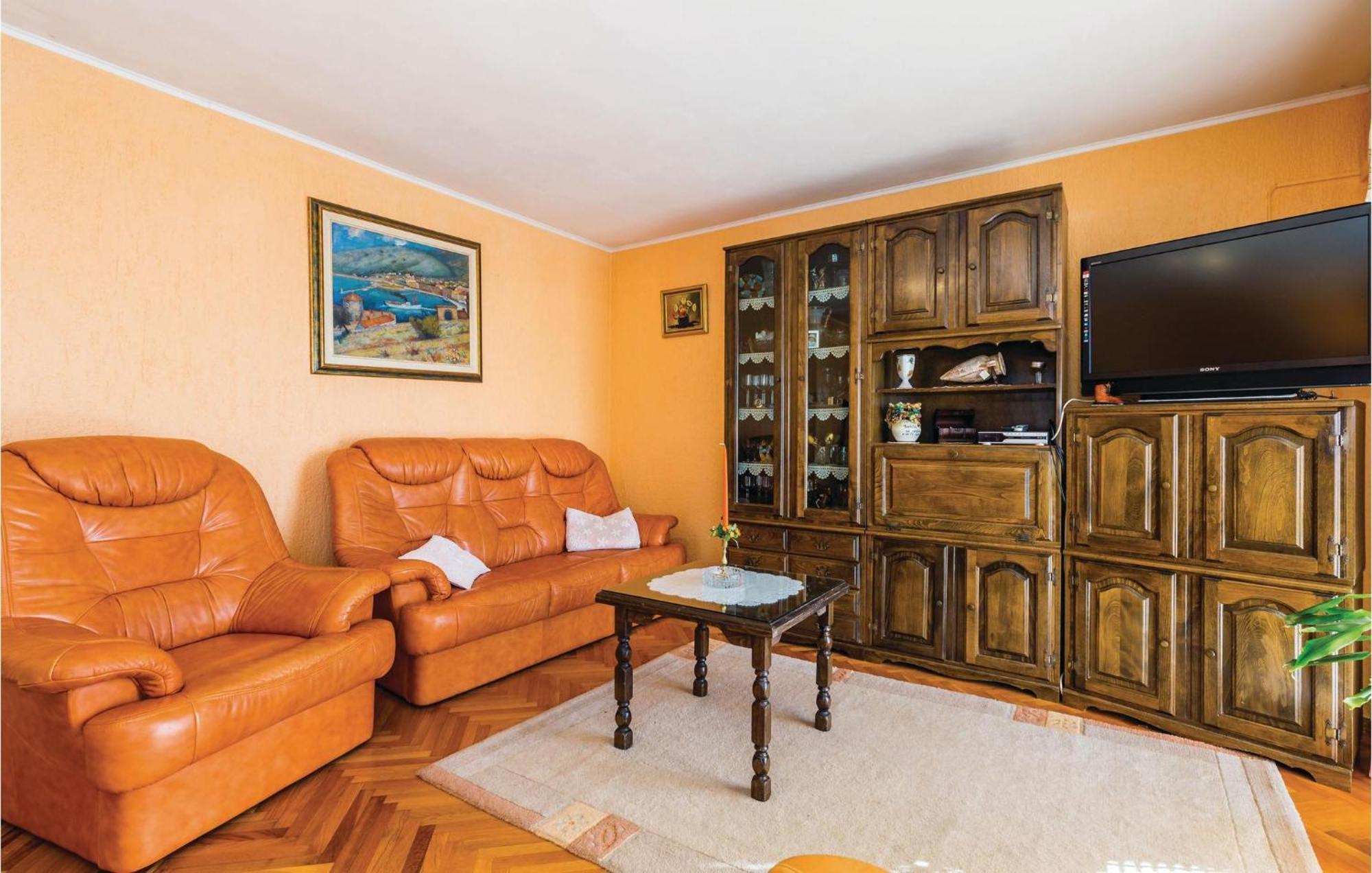 Nice Apartment In Senj With Ethernet Internet Eksteriør billede