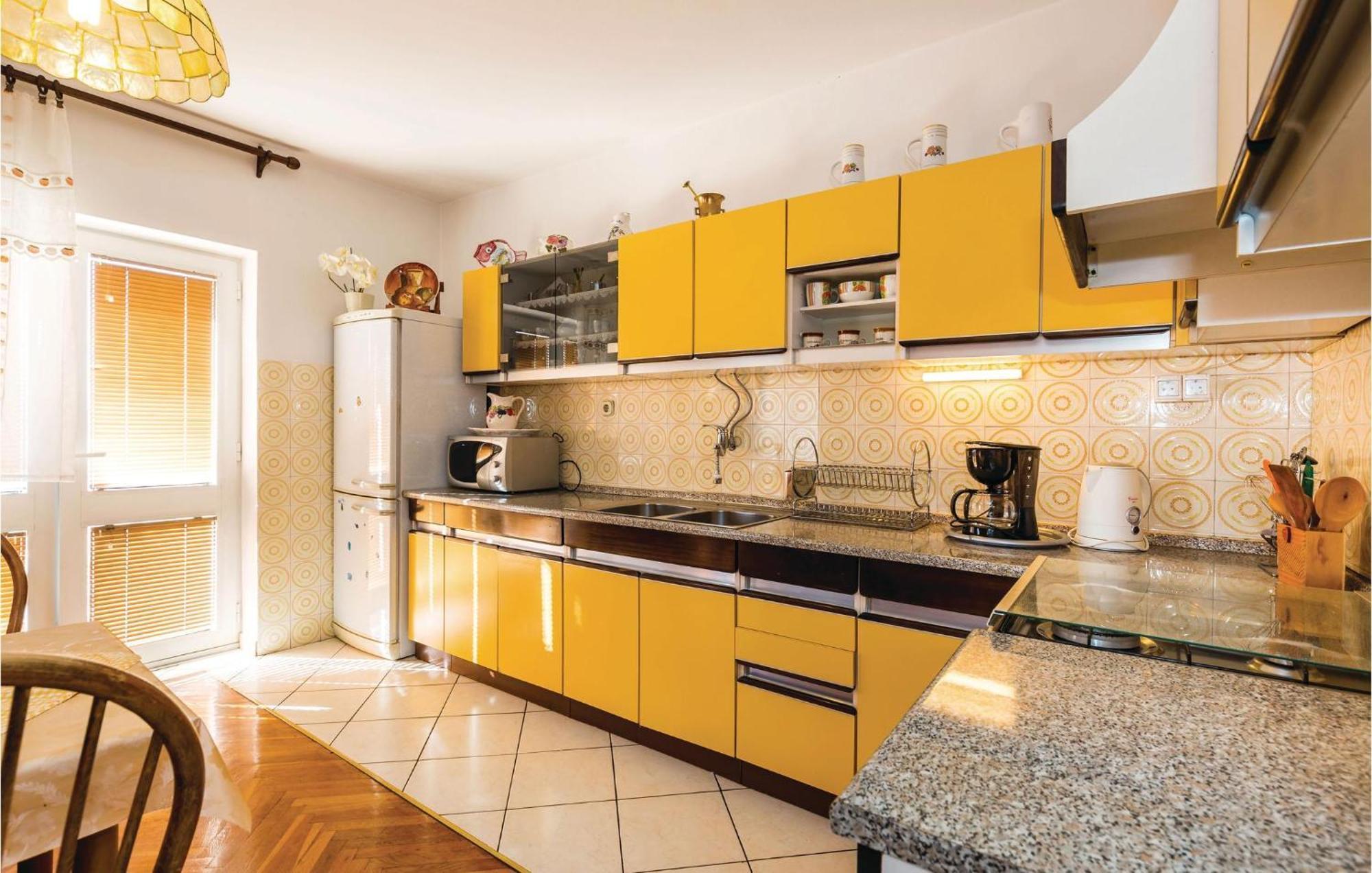 Nice Apartment In Senj With Ethernet Internet Eksteriør billede