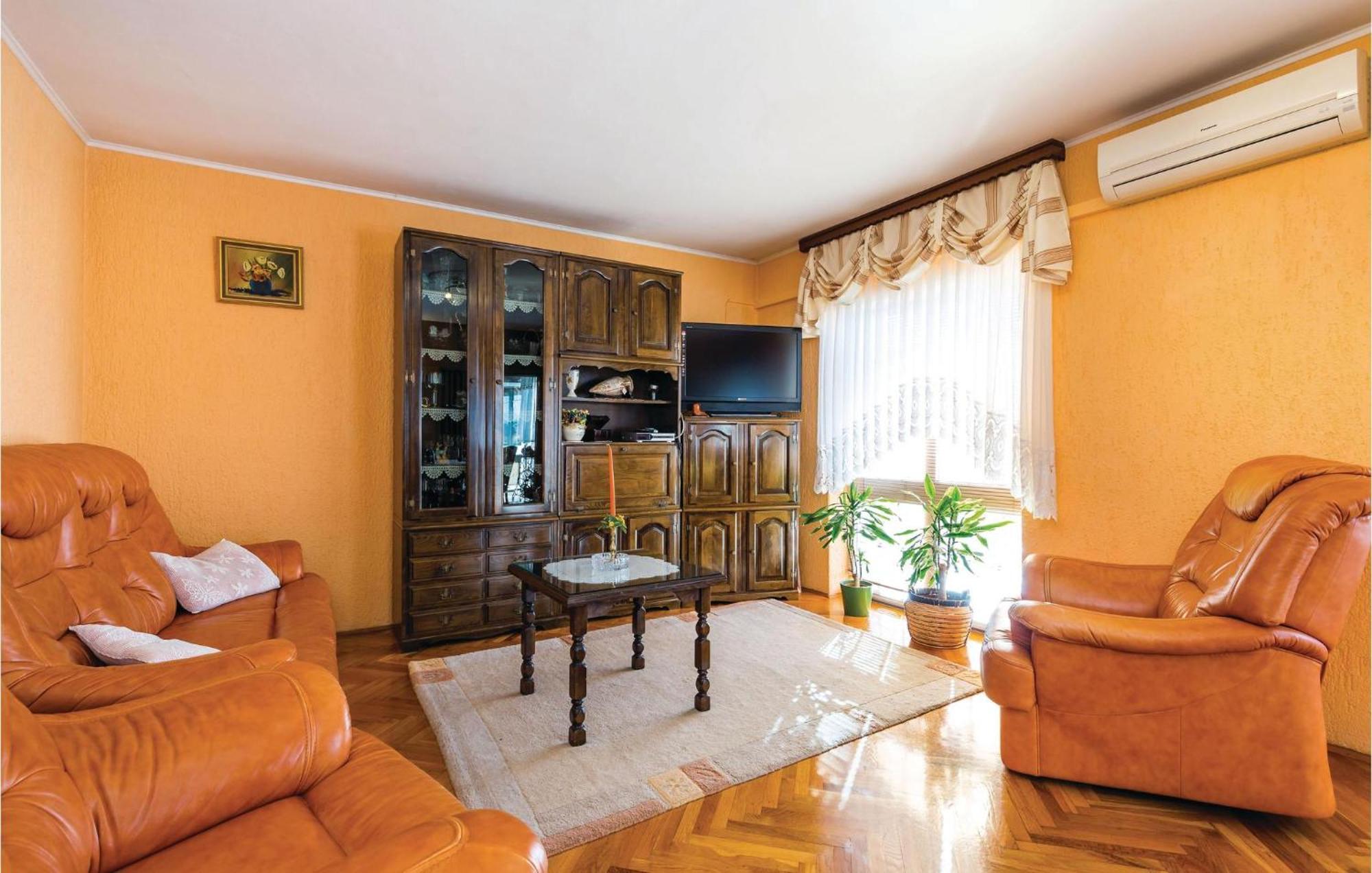 Nice Apartment In Senj With Ethernet Internet Eksteriør billede