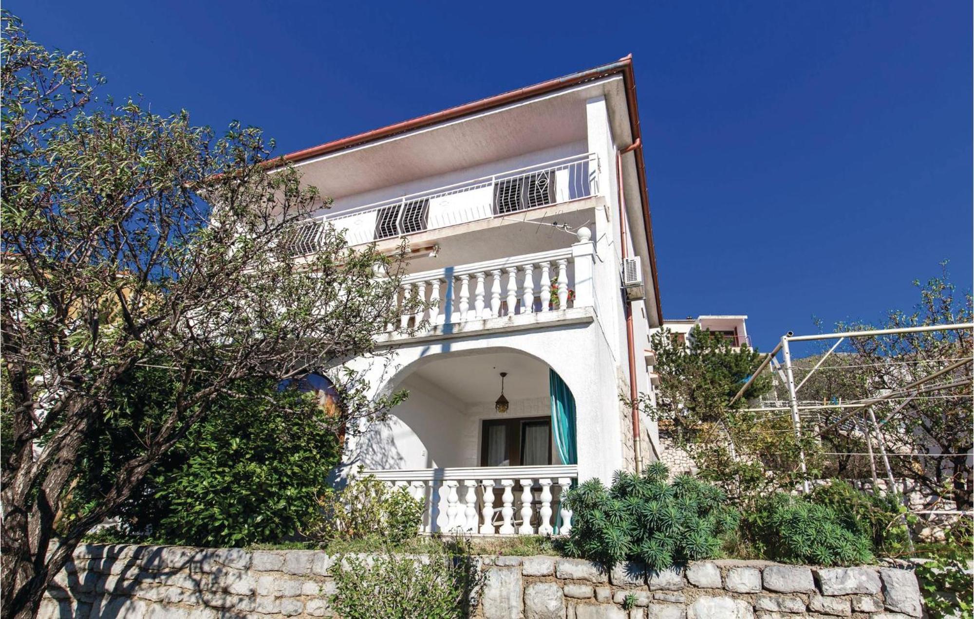 Nice Apartment In Senj With Ethernet Internet Eksteriør billede